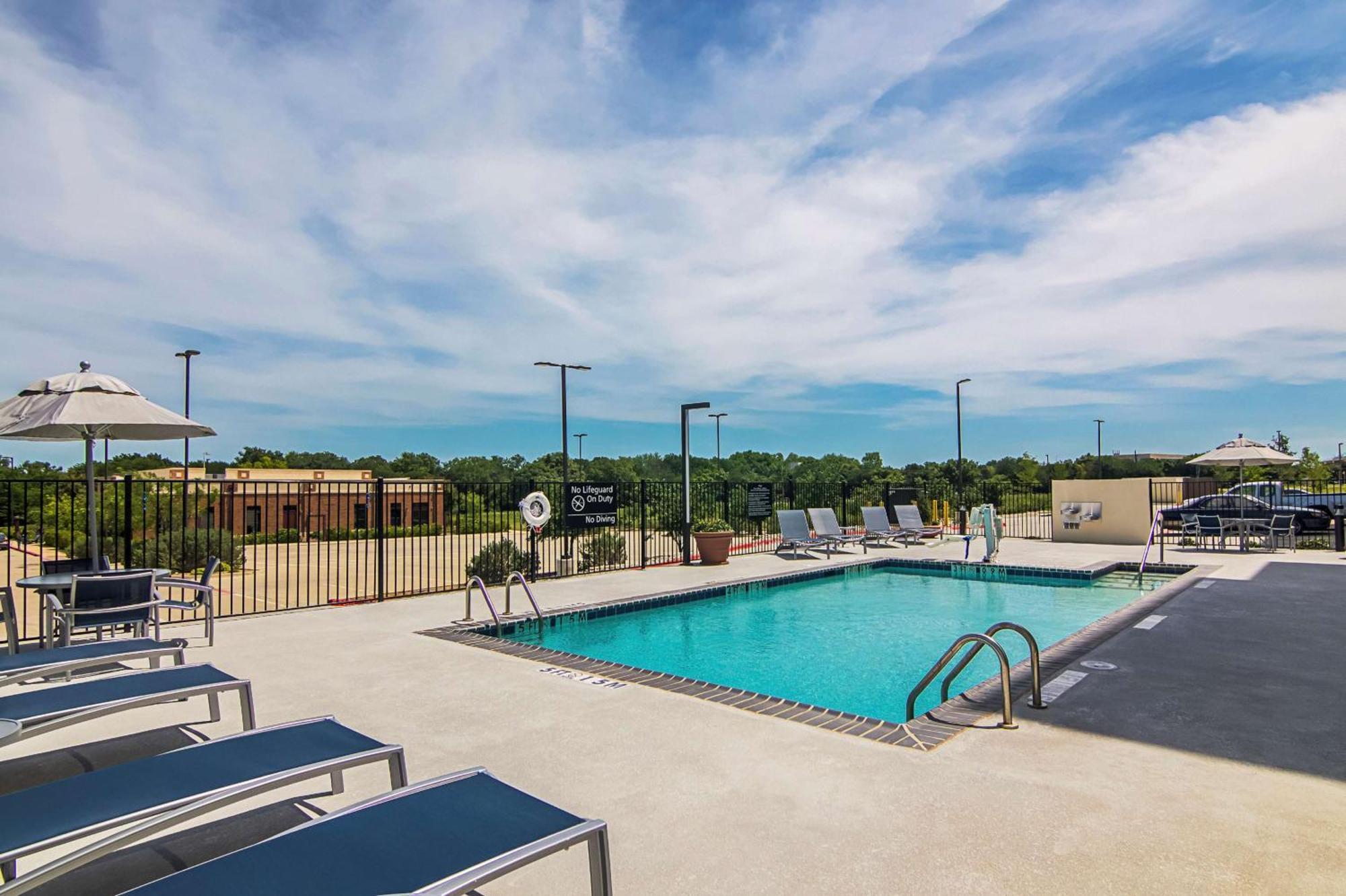 Hampton Inn & Suites-Dallas/Richardson Bagian luar foto