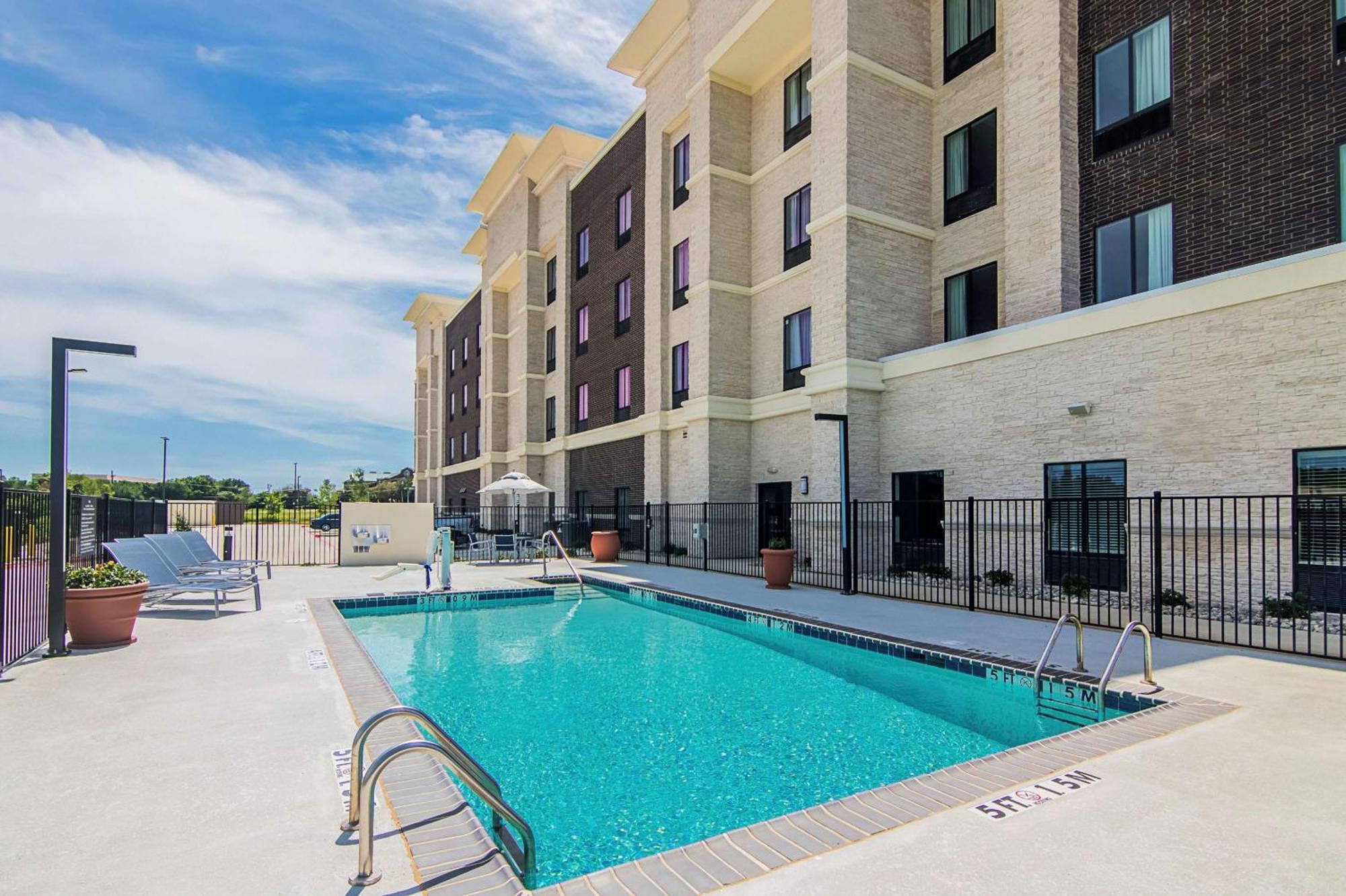 Hampton Inn & Suites-Dallas/Richardson Bagian luar foto