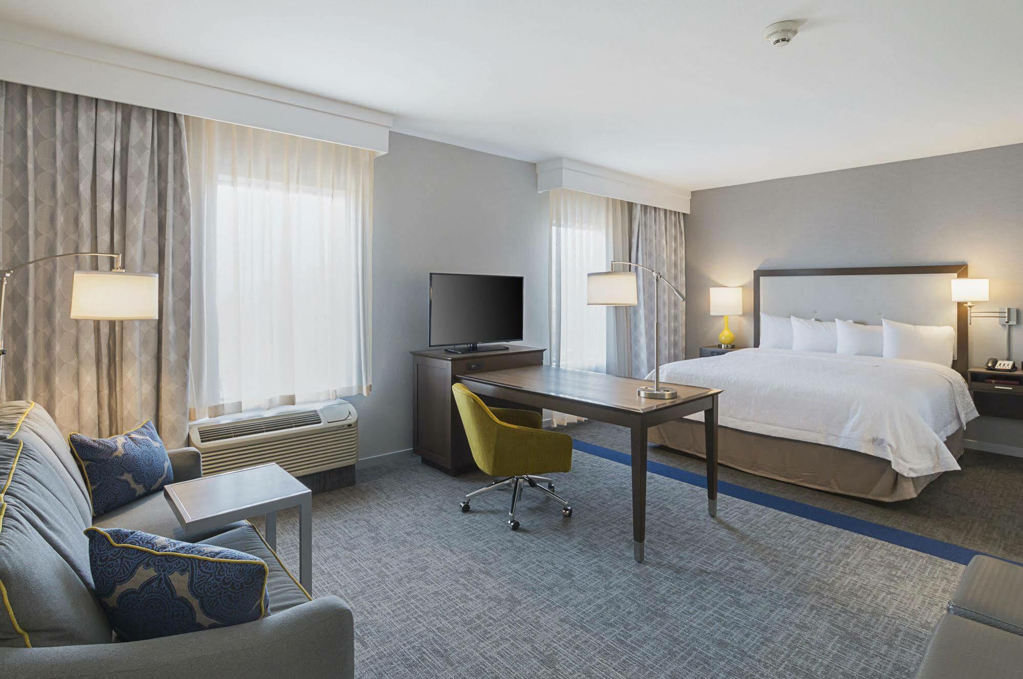 Hampton Inn & Suites-Dallas/Richardson Bagian luar foto